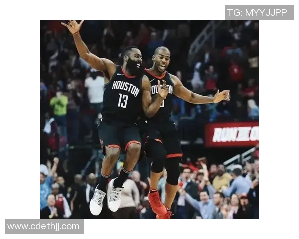 骑士与马刺激战三月十三夜精彩对决引发球迷热议